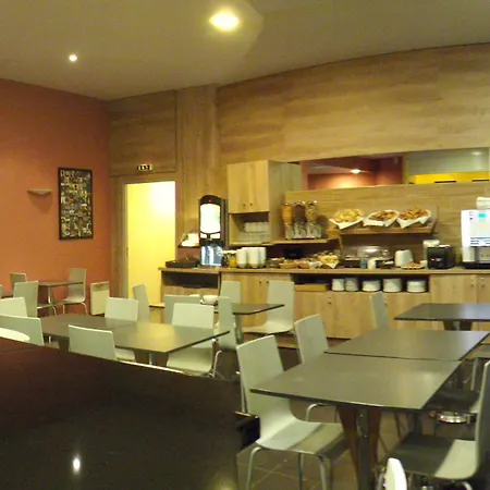 公寓式酒店 托尔西公寓式酒店 3*