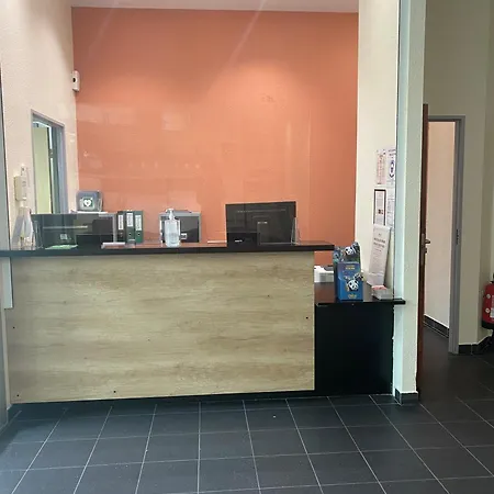 托尔西公寓式酒店 3*