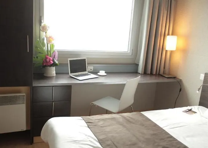 Apparthotel Torcy 3*