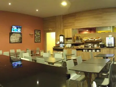 Apparthotel Torcy 아파트호텔 토르시